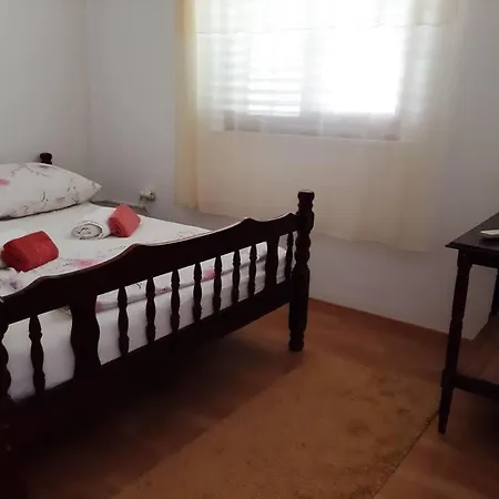 Apartment Ivica Boljenovici