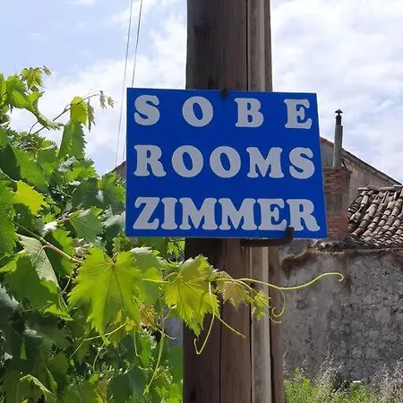 Apartment Ivica * Boljenovici