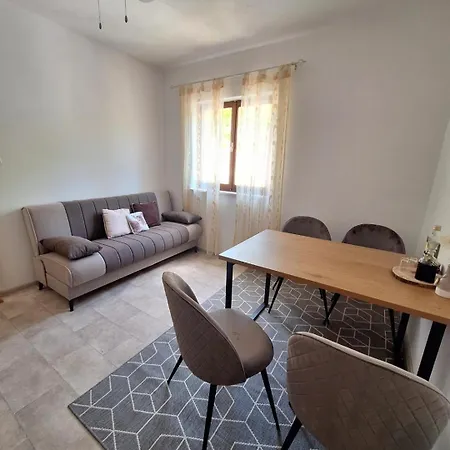 Ivica Apartman Boljenovici